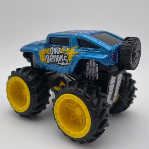 Maisto Dirt Demons Monster Truck Plastic Blue\Yellow Diecast (SKU: 408TO) - Picture 3 of 7